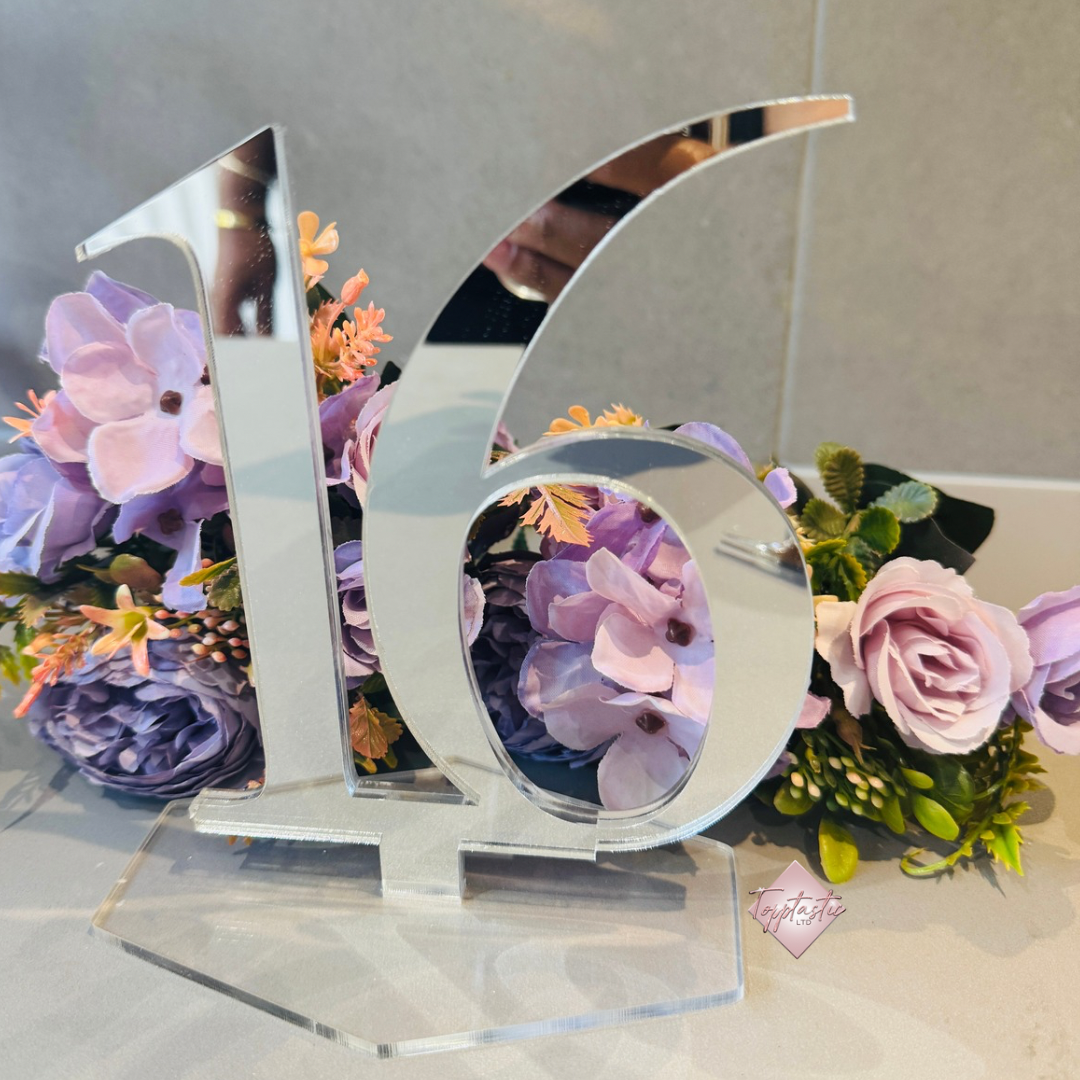 Table number with stand