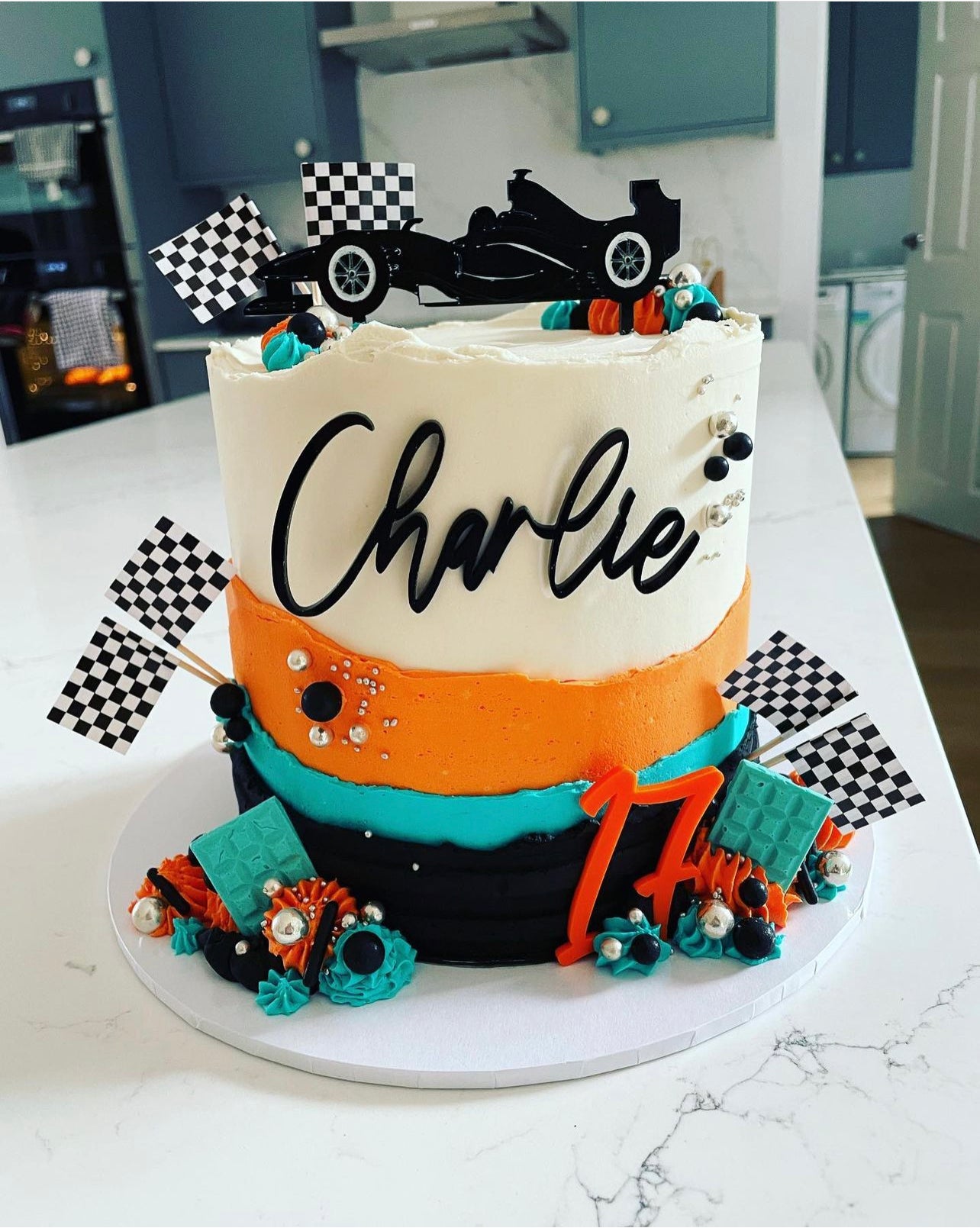 Racing car topper set