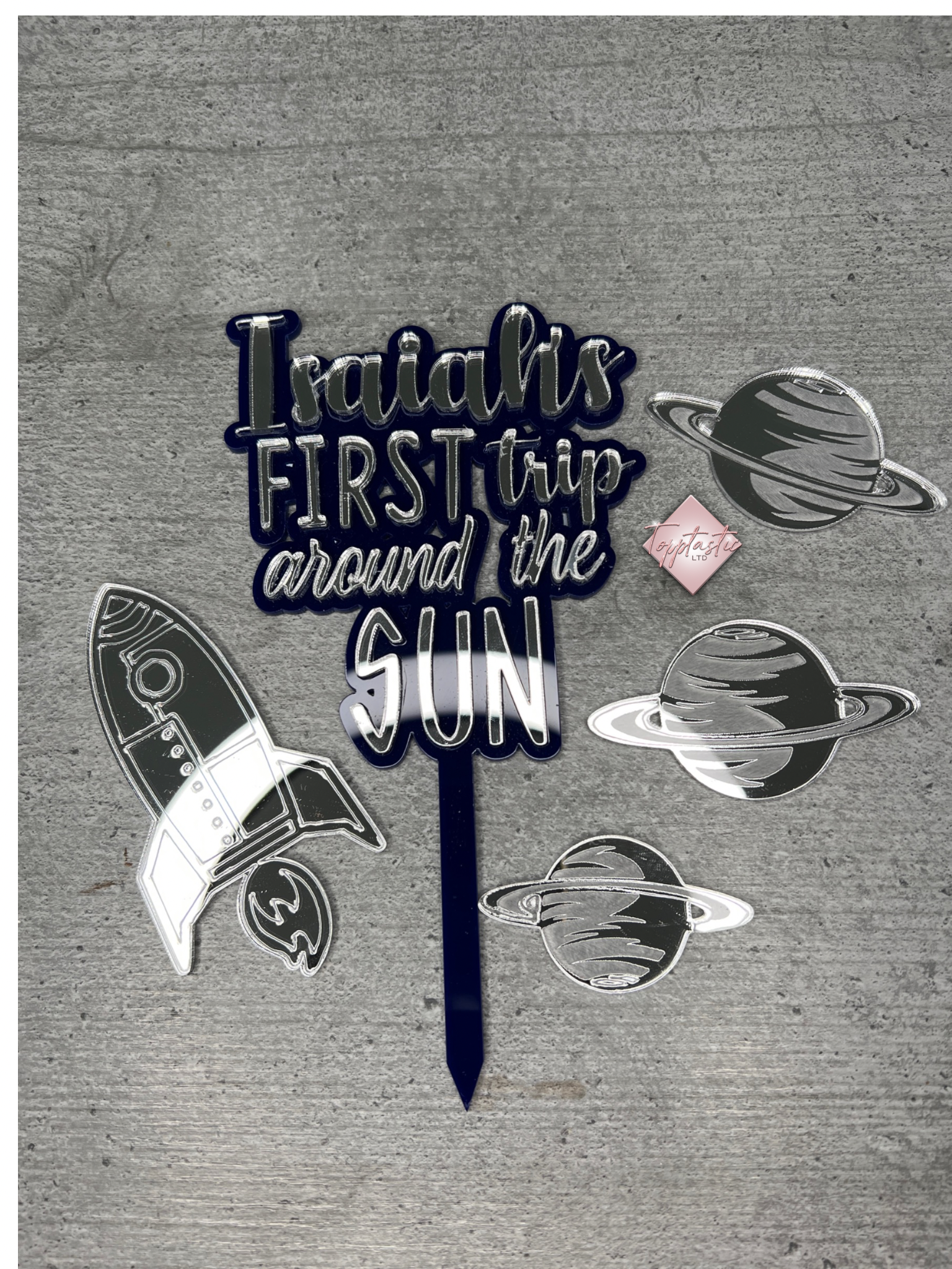 'Around the Sun' topper set