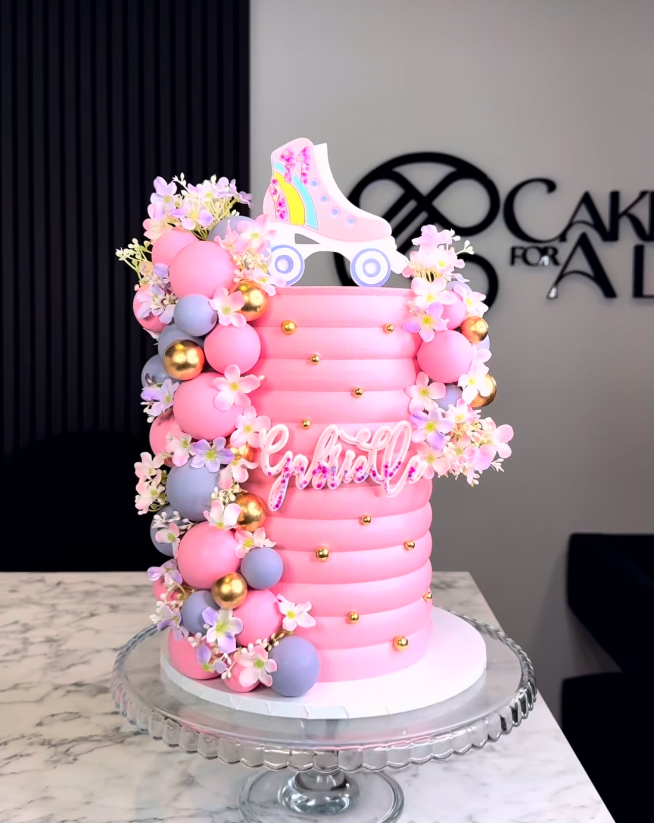 Roller skate topper and name set