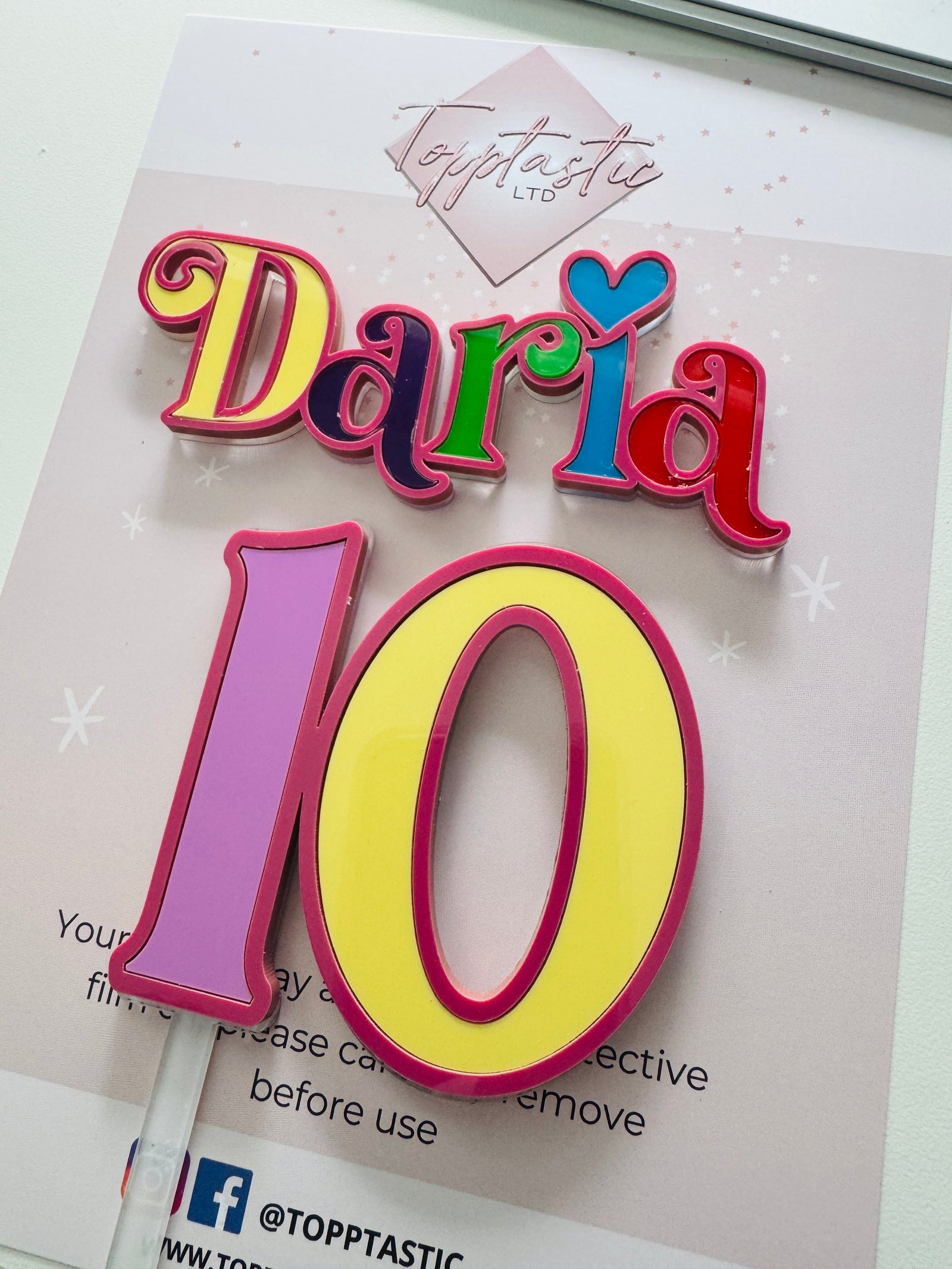 Double layered Name and age set