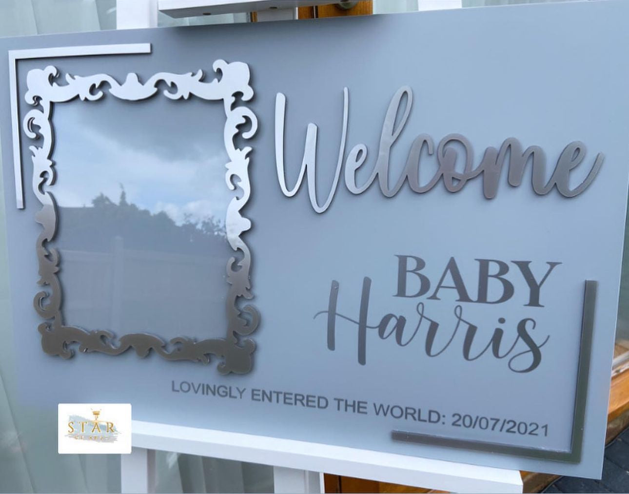 Photo celebration sign