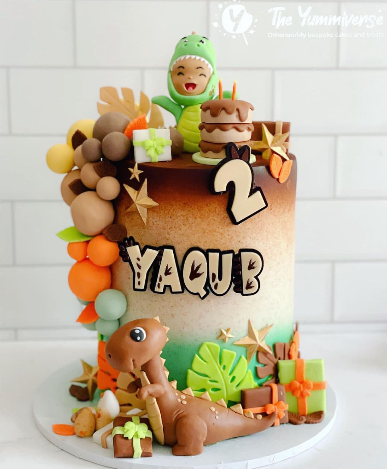 Dinosaur themed charm set