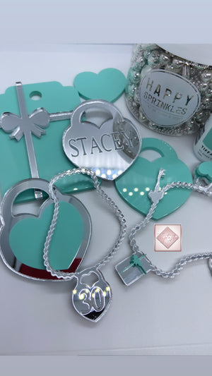 Tiffanys Collection: Charm Bracelet/ Tag/ Hearts
