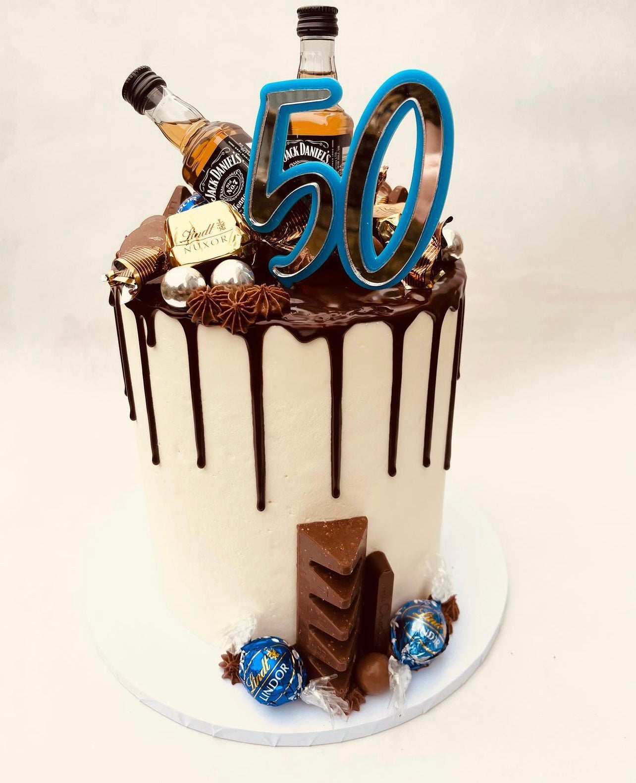 Double layered Number topper: Choose your Font