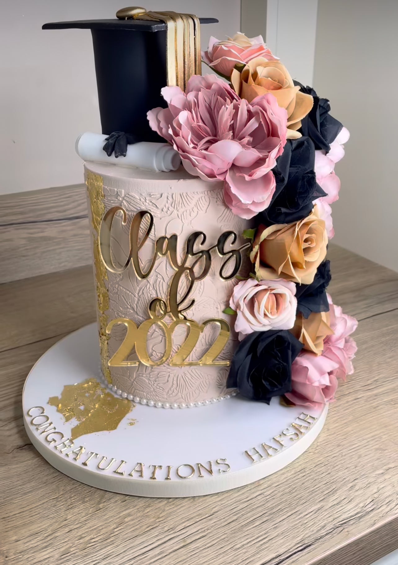 Graduation /Class of…Acrylic cake charm