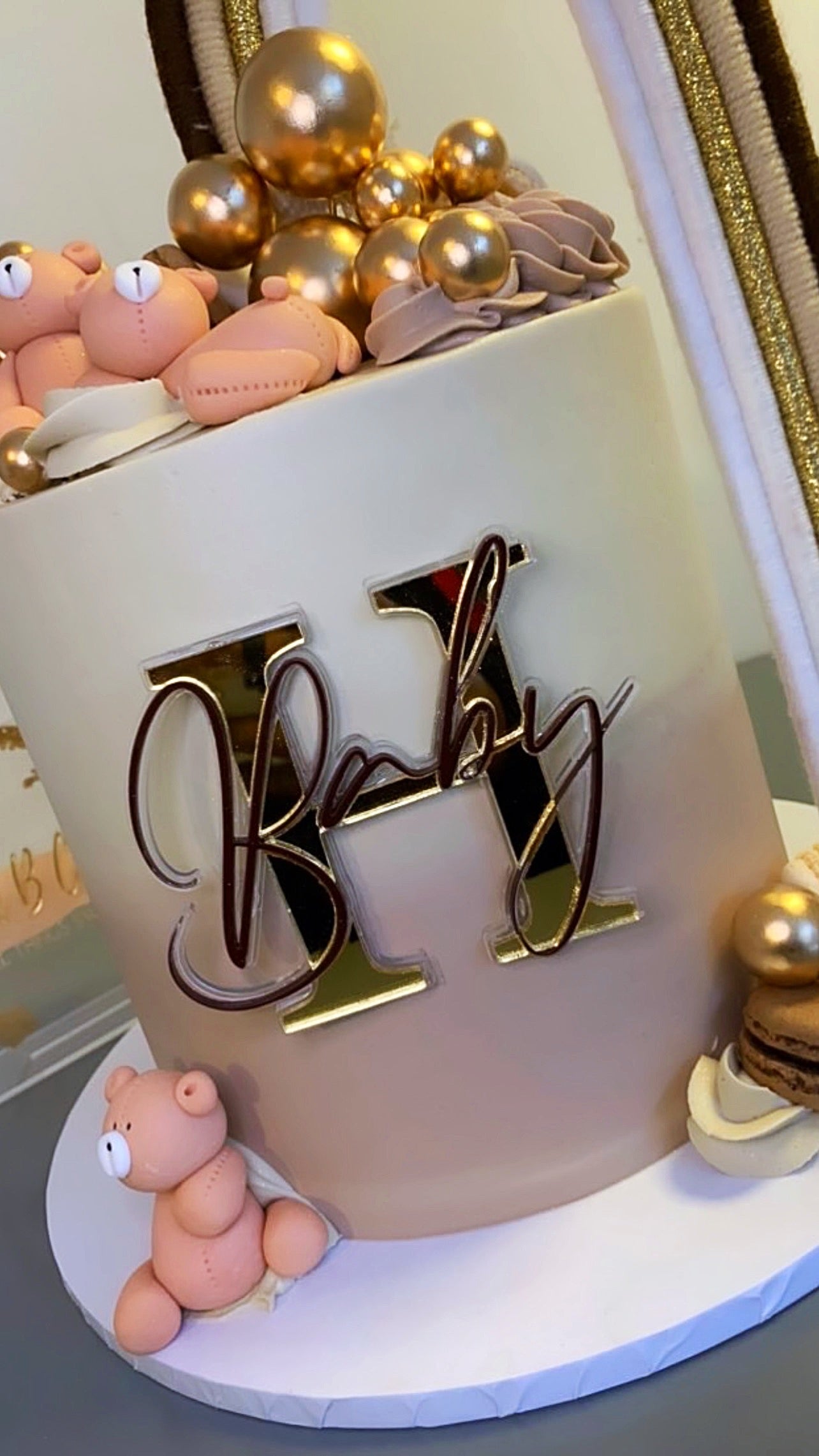 'Sliced' Mirrored Baby Cake Charm/Topper