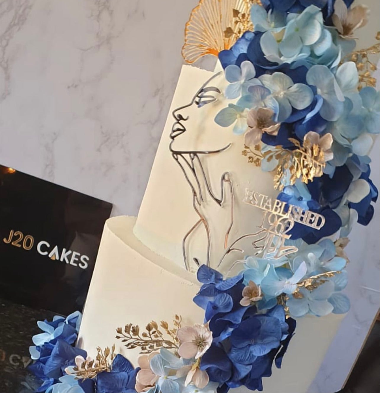 'CINDY®' Minimalist face art charm/ silhouette